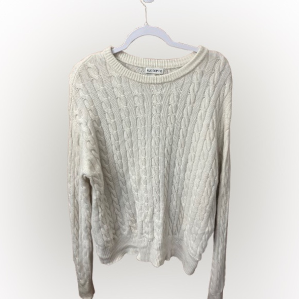 Rue Sophie Lyon Cable Knit Sweater in Ivory